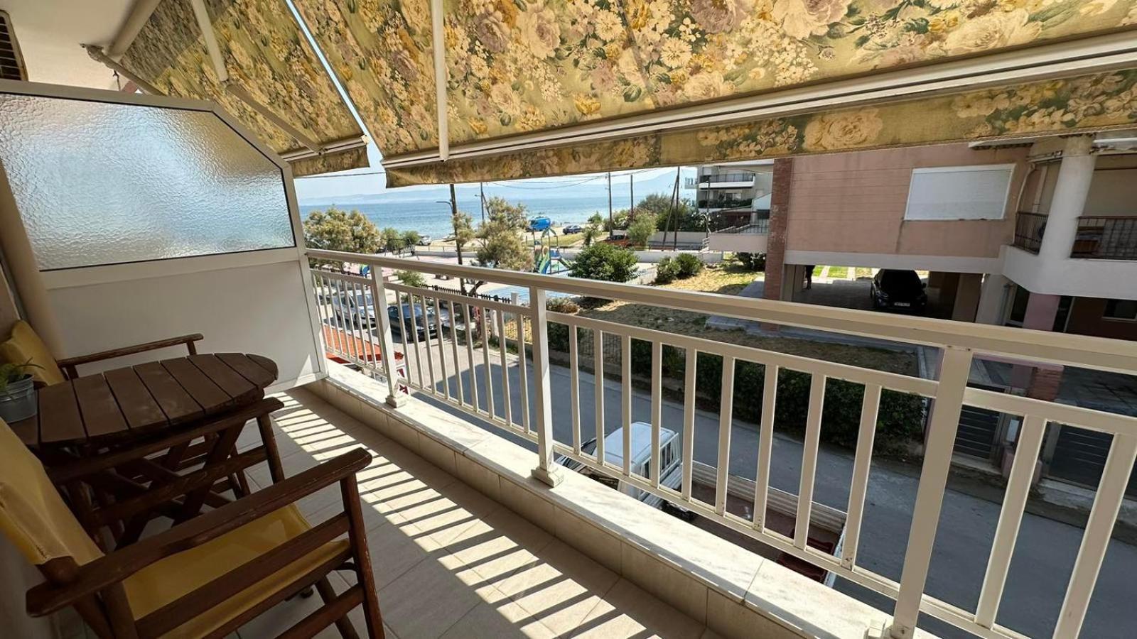 Hotel Anemos à Agia Triada  Extérieur photo